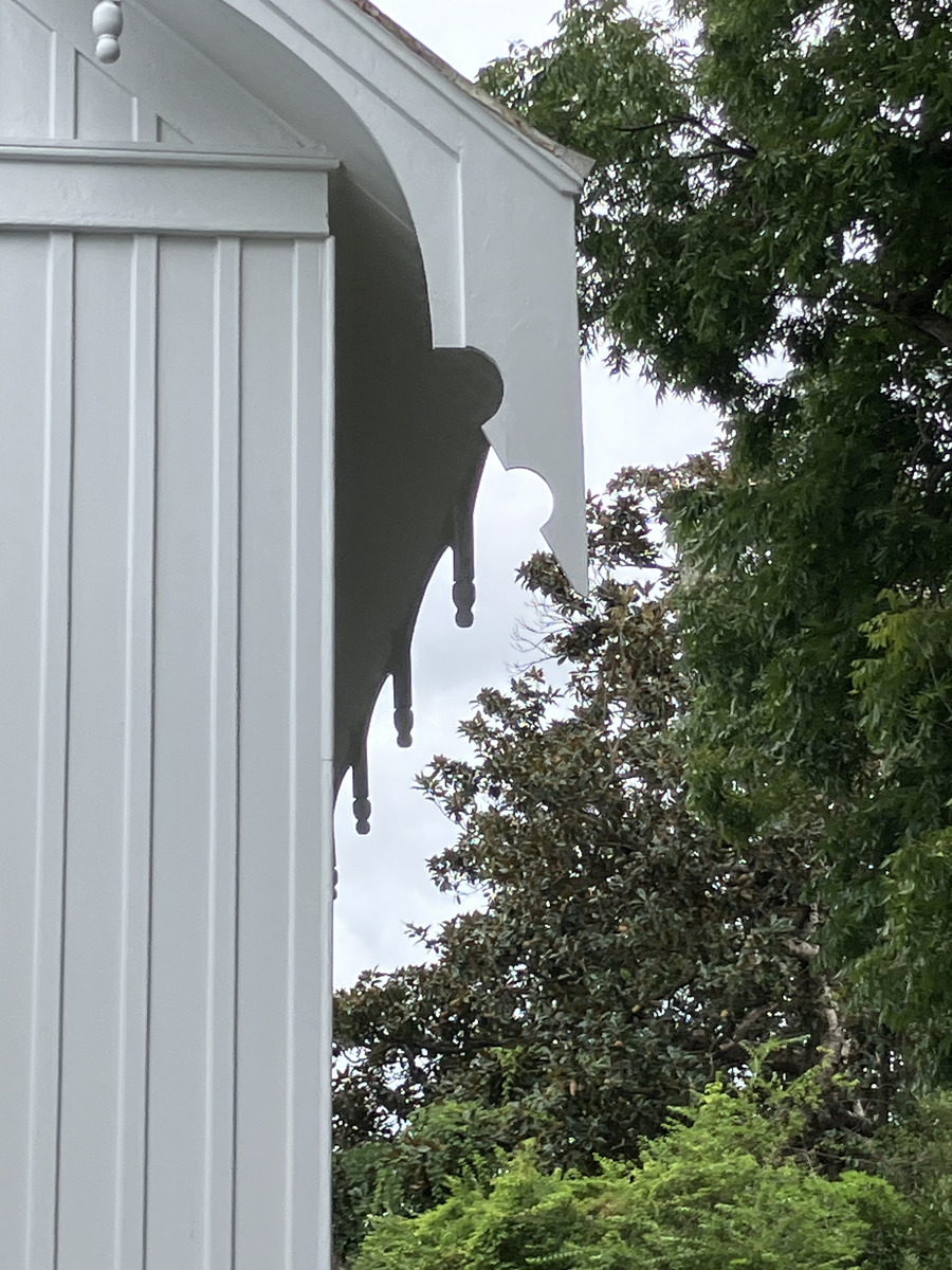 Chestnut Street Presbyterian Church: decorative eave bracket and board-and-batten detail