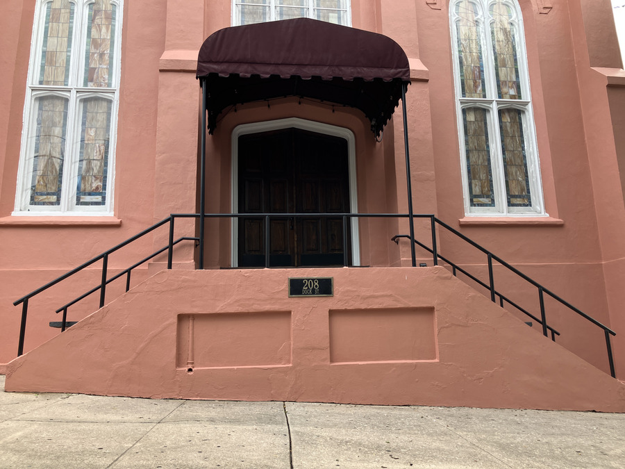 Saint Thomas Preservation Hall: main entrance at 208 dock street