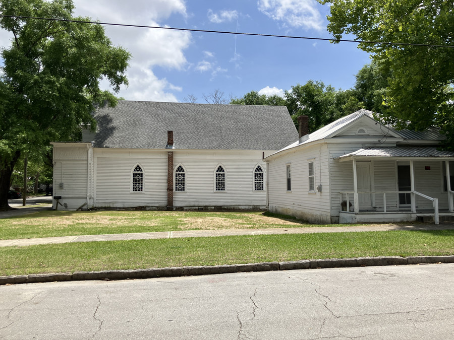 New Jerusalem Missionary Baptist Church: rear and side buildings viewed from the street